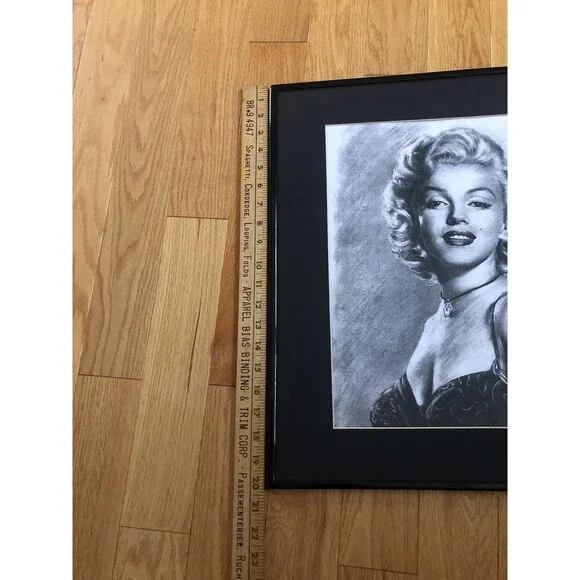 Vintage Marilyn Monroe Painting 20 x 16 in Frame No Glass Excellent Condition